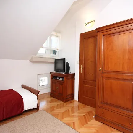 Twin 3219g Guest house